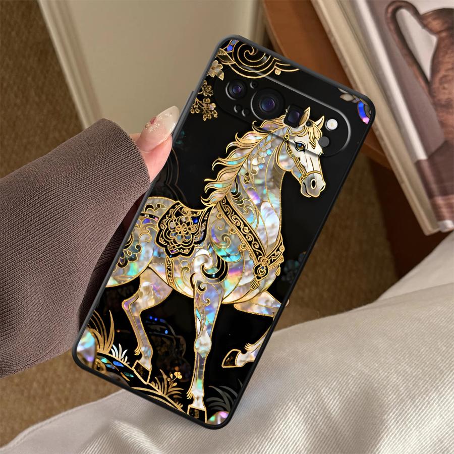 غطاء هاتف Lucky Horse Funda له - مراجعة Phone Cases Pixel 9A وسعره